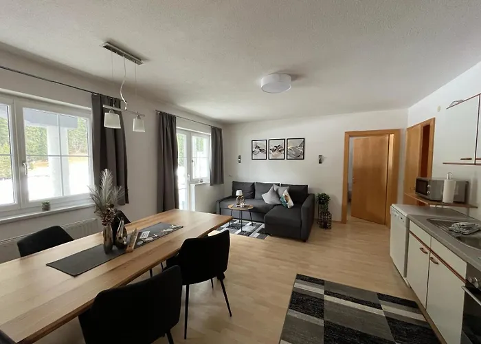 Ferienwohnung Hoellrigl